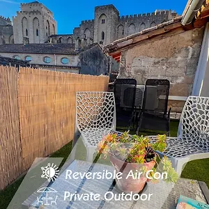 Ac - Private Exterior - Au Pied Du Palais Des Papes! Apartment
